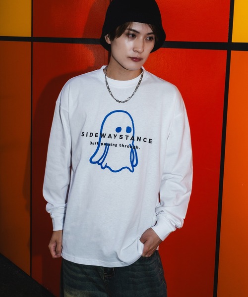 SIDEWAY STANCE（サイドウェイスタンス）の「【SIDEWAY STANCE】オリジナル グラフィック プリント ロンT（Tシャツ/カットソー・メンズ・ブラック/ブルー系/ホワイト/ブルー/ホワイト系/ブラック系/イエロー系/ホワイト系1/ブラック系1/パープル/グレー/ホワイト系3/ブラック系3/グレー系/ダークブルー/ホワイト系2/ブラック系2/グレー系1/ブルー系1/カーキ/パープル系/グレー系2/パープル系1/グレー系その他/パープル系その他/グレー系4/ブラック系4/カーキ系4/ホワイト系4/カーキ系5/ホワイト系5/ブラック系5/グレー系5/ブラック系6/ブラック系7/ブラック系8/ホワイト系6/ホワイト系7/ホワイト系8/ブラック系9/ホワイト系9/ブラック系その他3/グレー系その他3/ホワイト系その他3/ブラック系その他/ホワイト系その他2/ブラック系その他2/グリーン系その他/グレー系その他2/ホワイト系その他・LARGE/X-LARGE/MEDIUM/SMALL）」の3枚目の写真