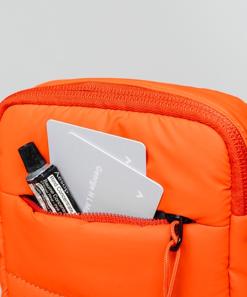 Topologie（トポロジー）の「Tinbox Mini【バッグ単体】（ショルダーバッグ・レディース・ブラック/オレンジ/オフホワイト・ONE SIZE）」の5枚目の写真