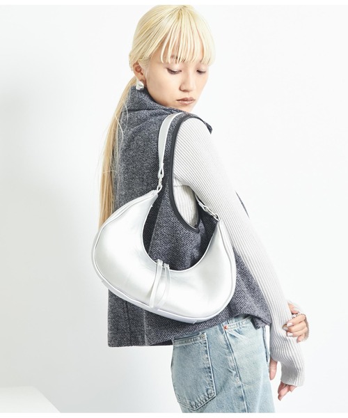 Settimissimo（セッティミッシモ）の「ハーフムーンショルダーバッグ（ショルダーバッグ・レディース・ブラック/シルバー・FREE）」の12枚目の写真