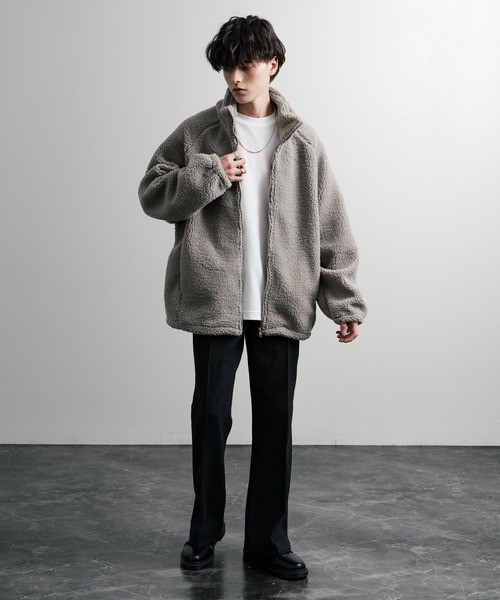 Rocky Monroe（ロッキーモンロー）の「オーバーサイズシープボアフリースジャケット/ブルゾン（ブルゾン・メンズ・ブラウン/ベージュ/ネイビー/グレー/オフホワイト/ブラック・M/L/XL）」の13枚目の写真