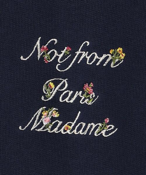 Drole De Monsieur(ドロール ド ムッシュ)の「<DROLE DE MONSIEUR> スローガン フーディー(パーカー・メンズ・ネイビー・M/L)」の6枚目の写真