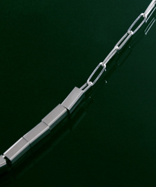 YArKA（ヤーカ）の「【YArKA/ヤーカ】square parts move necklace [LBN6] / スクエアパーツ&長あずきミックスパーツネックレス（ネックレス・メンズ・シルバー・FREE）」の5枚目の写真