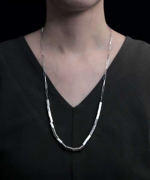 YArKA（ヤーカ）の「【YArKA/ヤーカ】square parts move necklace [LBN6] / スクエアパーツ&長あずきミックスパーツネックレス（ネックレス・メンズ・シルバー・FREE）」の6枚目の写真