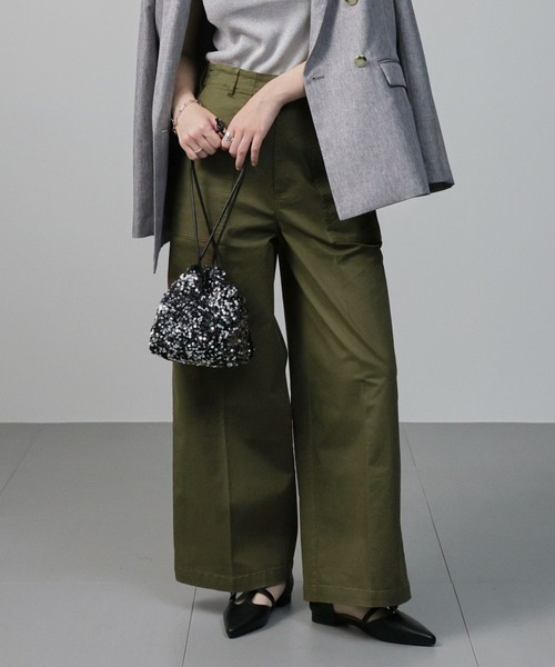 saloon（サルーン）の「SALOON(サルーン)/ブラッシュドベイカーパンツ【手洗い可】（その他パンツ・レディース・ブラック/モカ/カーキ・MEDIUM/SMALL）」の6枚目の写真