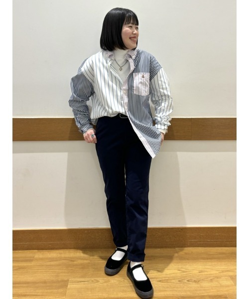 GAP（ギャップ）の「ミッドライズ ダウンタウン カーキパンツ（チノパンツ・レディース・ネイビー/ベージュ/ブラック/カーキ・00/0/2/4/6/8/000/10）」の19枚目の写真