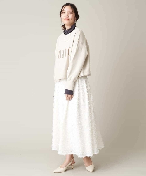 a.v.v(アーヴェヴェ)の「フリンジジャガードタックフレアスカート(スカート・レディース・アイボリー/ブラック・34/36/38/40/42)」の11枚目の写真