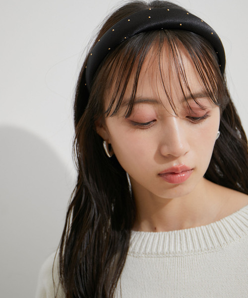 VIS(ビス)の「メタルドットサテンカチューシャ(カチューシャ・レディース・オフホワイト/シルバー/ゴールド・FREE)」の3枚目の写真