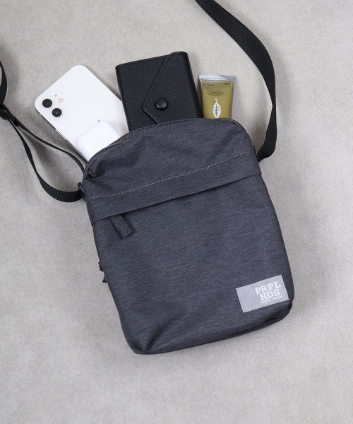 propellerheads（プロペラヘッズ）の「propellerheads 杢調ポリエステル4ポケット縦型ミニショルダー（ショルダーバッグ・メンズ・ブルーグリーン/オレンジ/オフホワイト/グレー/ブラック・FREE）」の3枚目の写真