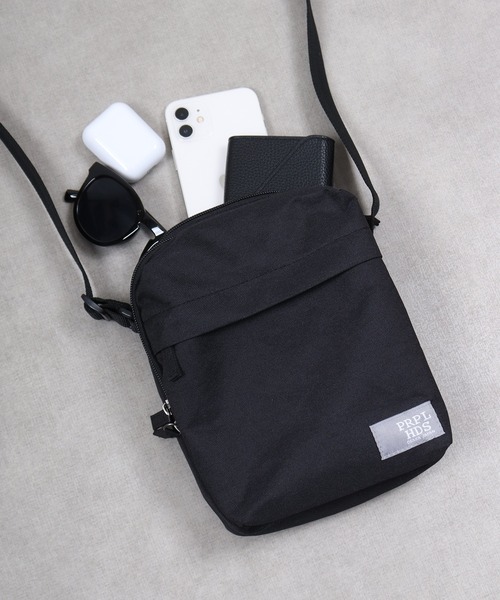 propellerheads（プロペラヘッズ）の「propellerheads 杢調ポリエステル4ポケット縦型ミニショルダー（ショルダーバッグ・メンズ・ブルーグリーン/オレンジ/オフホワイト/グレー/ブラック・FREE）」の2枚目の写真