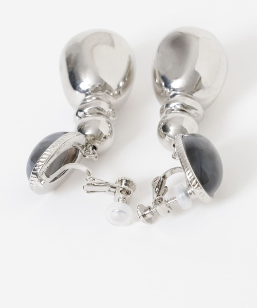 SMELLY（スメリー）の「メタルコネクトボリュームイヤリング（イヤリング・レディース・シルバー系その他・-）」の5枚目の写真