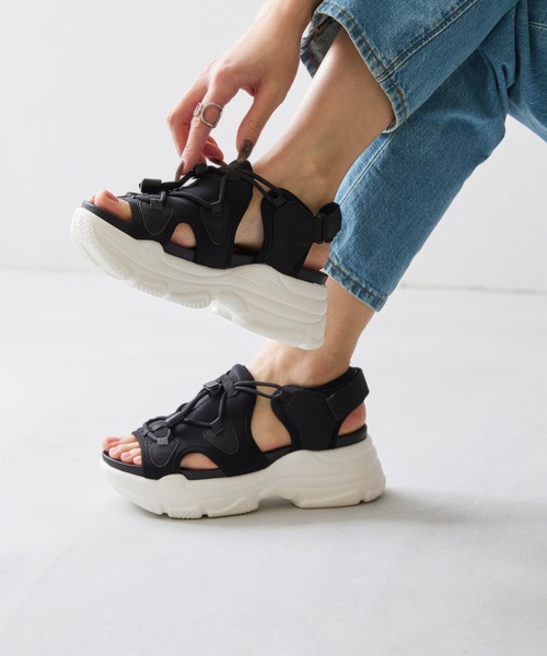 menue(メヌエ)の「厚底 スポーツサンダル(サンダル・レディース・ホワイト/ブラック/ブラック系・S/LL/L/M/SS/3L)」の22枚目の写真