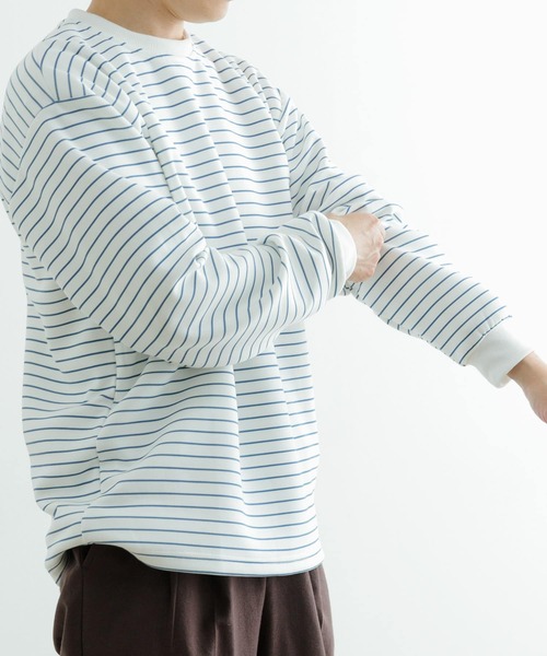 ITEMS URBANRESEARCH（アイテムズ アーバンリサーチ）の「ダンボールボーダー ロングスリーブカットソー（Tシャツ/カットソー・メンズ・ブルー/ブラック/ネイビー・MEDIUM/LARGE）」の9枚目の写真