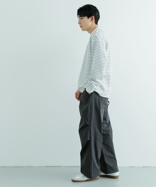 ITEMS URBANRESEARCH（アイテムズ アーバンリサーチ）の「ダンボールボーダー ロングスリーブカットソー（Tシャツ/カットソー・メンズ・ブルー/ブラック/ネイビー・MEDIUM/LARGE）」の20枚目の写真