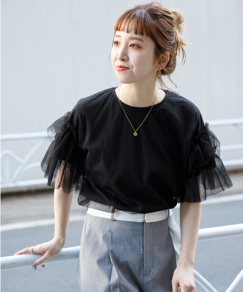 B.C STOCK（ベーセーストック）の「チュールフリルプルオーバー+Tシャツ（Tシャツ/カットソー・レディース・ブラック/チャコールグレー・FREE）」の6枚目の写真