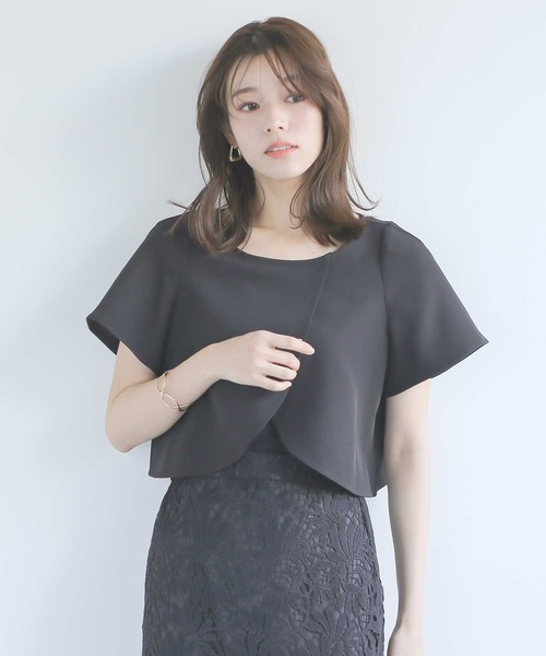 WHITE JOOLA（ホワイトジョーラ）の「骨格を問わずにスタイルアップして見える魔法のブラウス♪【洗濯機OK＆2wayストレッチ】WEB限定！ダブルぷりっとクロス・クロップド丈チューリップブラウス（シャツ/ブラウス・レディース・ブラック/ネイビー/オフホワイト・L/M/S）」の2枚目の写真