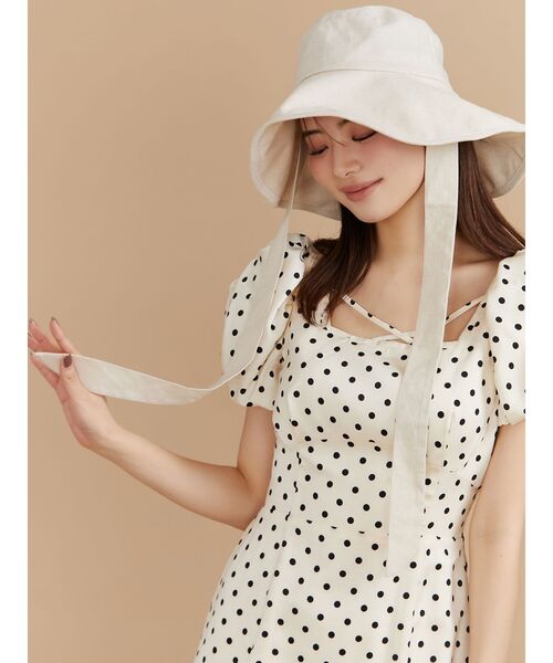 RESEXXY（リゼクシー）の「ストリングデザインバケットハット（ハット・レディース・ブラック/アイボリー・FREE）」の3枚目の写真