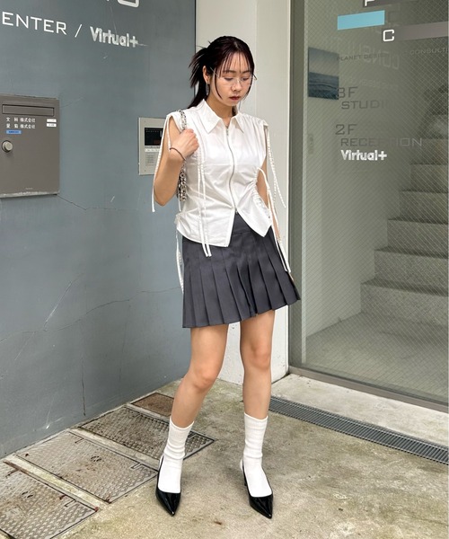 WHO'S WHO gallery(フーズフーギャラリー)の「【Six M/シックスエム】ギャザーリボンノースリシャツ(シャツ/ブラウス・レディース・サックスブルー/ブラック/オフホワイト/グレー/グレー系その他2・FREE)」の7枚目の写真