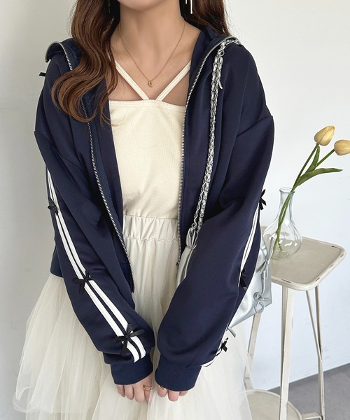 apres jour（アプレジュール）の「リボントラックジャケット【ZOZOTOWN限定】（その他トップス・レディース・オフホワイト/ネイビー・フリー/X-LARGE）」の10枚目の写真