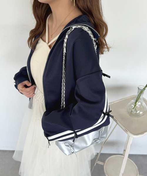apres jour（アプレジュール）の「リボントラックジャケット【ZOZOTOWN限定】（その他トップス・レディース・オフホワイト/ネイビー・フリー/X-LARGE）」の8枚目の写真