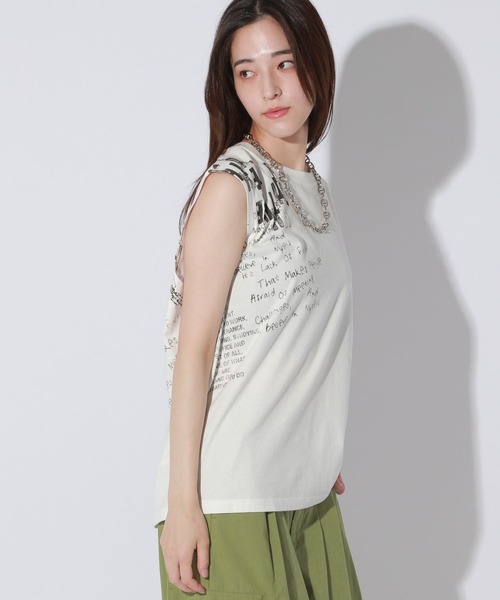 Anui(アニュイ)の「【UNISEX】ランダムロゴノースリーブTシャツ(Tシャツ/カットソー・レディース・オフホワイト/チャコールグレー・MEDIUM)」の5枚目の写真