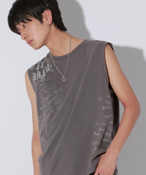 Anui(アニュイ)の「【UNISEX】ランダムロゴノースリーブTシャツ(Tシャツ/カットソー・レディース・オフホワイト/チャコールグレー・MEDIUM)」の12枚目の写真