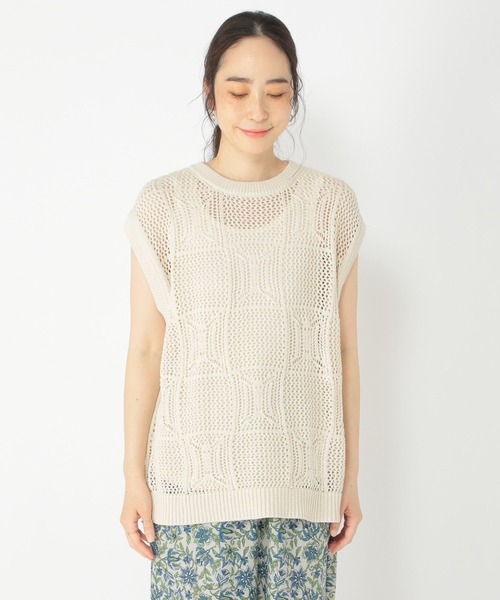 studio CLIP（スタディオクリップ）の「7ゲージ着丈選べる透かし編みベスト（ベスト・レディース・ベージュ/オフホワイト/ブラック・LARGE/MEDIUM）」の20枚目の写真