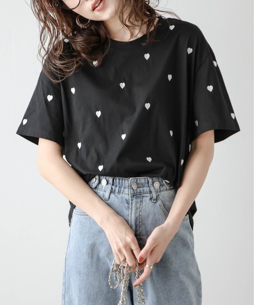 SUGAR BISKET(シュガービスケット)の「ハート刺繍Tシャツ(Tシャツ/カットソー・レディース・ブラック/ホワイト・フリー)」の16枚目の写真