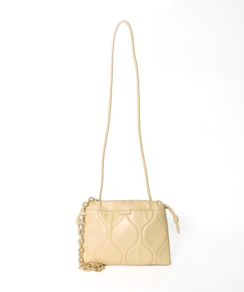 Jines（ジネス）の「キルティング巾着BAG【LE VERNIS/ル ベルニ】（ショルダーバッグ・レディース・ベージュ/ブラック・フリー）」の11枚目の写真