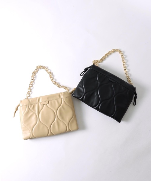 Jines（ジネス）の「キルティング巾着BAG【LE VERNIS/ル ベルニ】（ショルダーバッグ・レディース・ベージュ/ブラック・フリー）」の7枚目の写真
