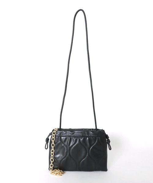 Jines（ジネス）の「キルティング巾着BAG【LE VERNIS/ル ベルニ】（ショルダーバッグ・レディース・ベージュ/ブラック・フリー）」の8枚目の写真