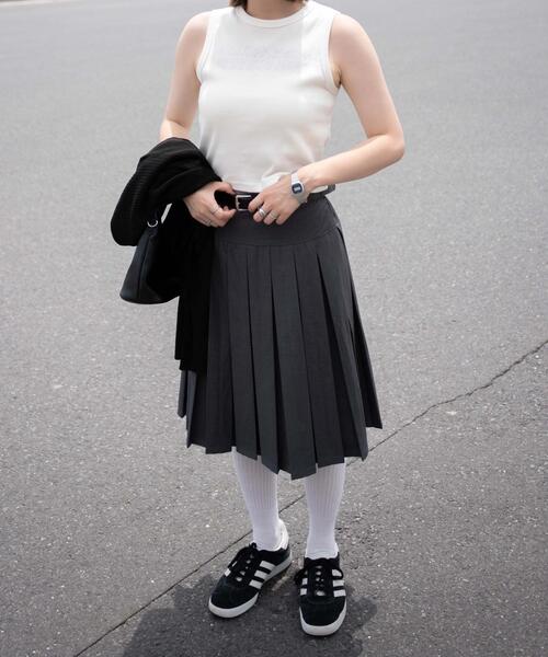 WEGO（ウィゴー）の「WEGO/ラインストーンタンク（タンクトップ・レディース・ブラック/ホワイト・FREE）」の3枚目の写真