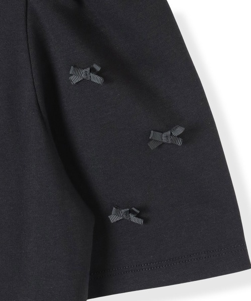 QUEENS COURT(クイーンズコート)の「袖リボンモチーフトップス≪洗濯機で洗える≫(Tシャツ/カットソー・レディース・ホワイト/ブラック・M)」の11枚目の写真