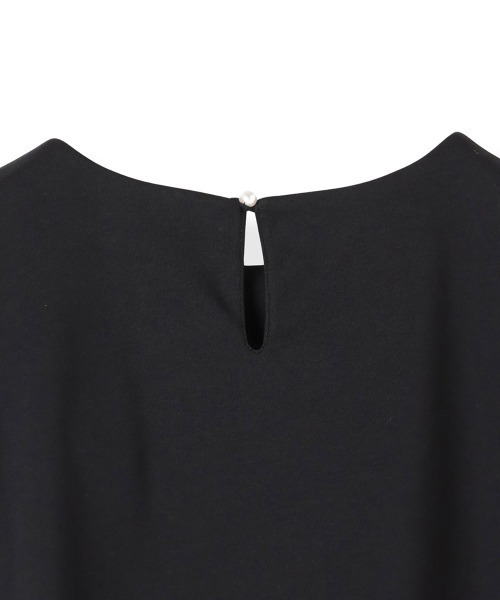 QUEENS COURT(クイーンズコート)の「袖リボンモチーフトップス≪洗濯機で洗える≫(Tシャツ/カットソー・レディース・ホワイト/ブラック・M)」の9枚目の写真