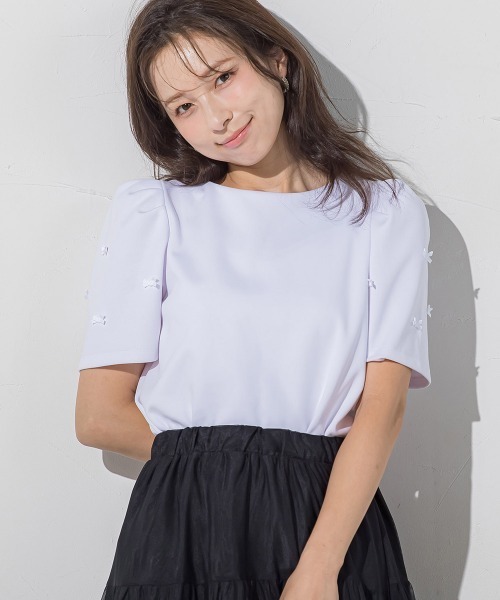 QUEENS COURT(クイーンズコート)の「袖リボンモチーフトップス≪洗濯機で洗える≫(Tシャツ/カットソー・レディース・ホワイト/ブラック・M)」の17枚目の写真