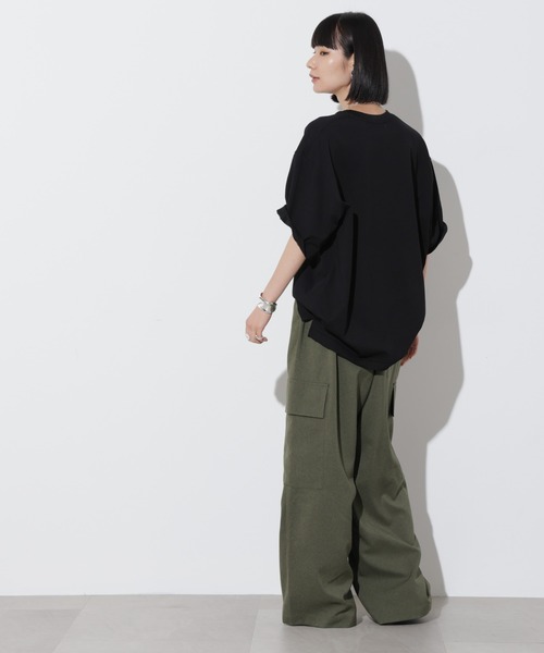 Apo(s)ture(アポスチャー)の「ARIA-024/マットウースBIGカーゴパンツ(カーゴパンツ・レディース・ブラック/カーキ/モカ/ホワイト・XS/S/M/L/XL)」の21枚目の写真
