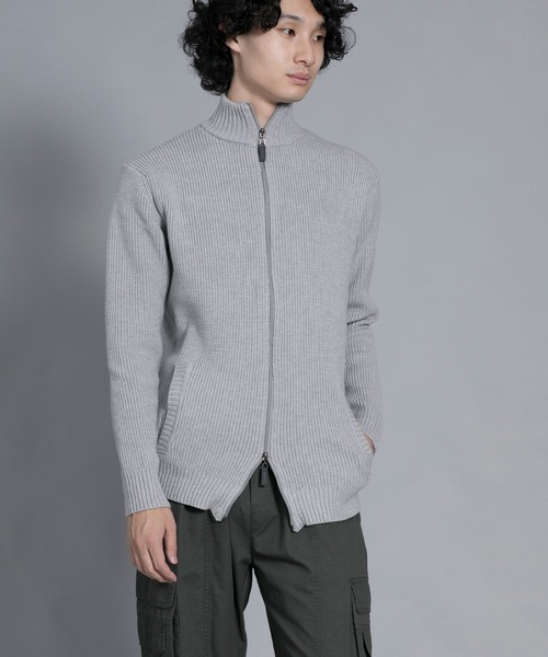 aimoha(アイモハ)の「aimoha men Cozy Elegance Zip Cardigan(カーディガン/ボレロ・メンズ・ベージュ/グレー/ブラック・MEDIUM/XX-LARGE/LARGE/X-LARGE/XXX-LARGE)」の2枚目の写真