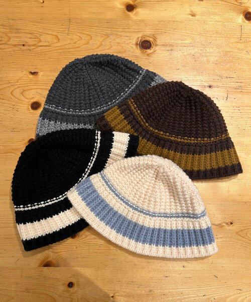CIAOPANIC（チャオパニック）の「ボーダーニットバケットハット（ニットキャップ/ビーニー・レディース・オフホワイト/ブラック/グレー/ブラウン・ONE SIZE）」の18枚目の写真