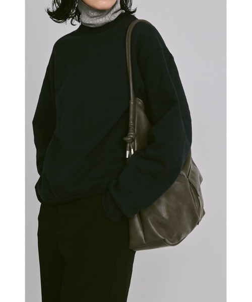 un/neu（アンノイ）の「アウトポケットドロストハンドルバッグ / A4サイズ、14インチPC対応（ショルダーバッグ・レディース・ブラック/アイボリー/カーキ/ブラウン・FREE）」の20枚目の写真