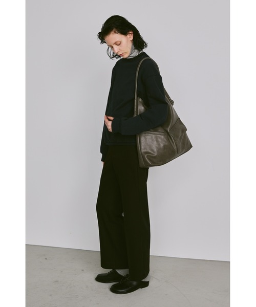 un/neu（アンノイ）の「アウトポケットドロストハンドルバッグ / A4サイズ、14インチPC対応（ショルダーバッグ・レディース・ブラック/アイボリー/カーキ/ブラウン・FREE）」の22枚目の写真