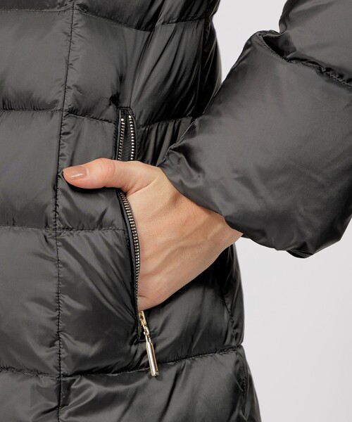 EPOCA（エポカ）の「エアリーグレースダウン ロングコート（ダウンジャケット/コート・レディース・ベージュ/グレー系その他・40/38）」の12枚目の写真