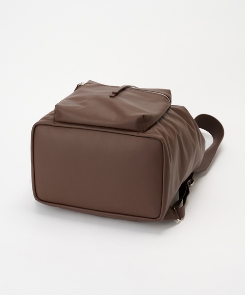 IACUCCI(イアクッチ)の「ルーポ BP VITELLO(バックパック/リュック・メンズ・ブラウン・FREE)」の7枚目の写真