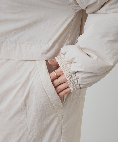 Cutie Blonde（キューティーブロンド）の「スタンドカラー オーバーサイズ中綿ブルゾン（ブルゾン・レディース・ブラック/ナチュラル・04/03/02）」の17枚目の写真