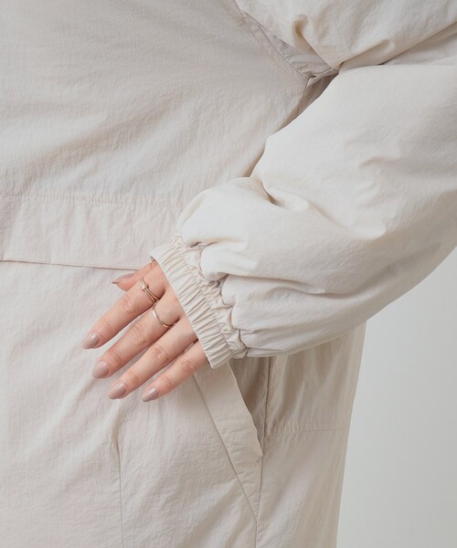 Cutie Blonde（キューティーブロンド）の「スタンドカラー オーバーサイズ中綿ブルゾン（ブルゾン・レディース・ブラック/ナチュラル・04/03/02）」の18枚目の写真