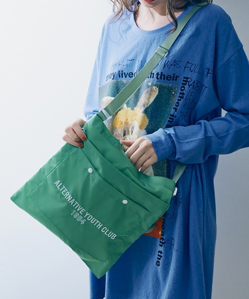 RNA（アールエヌエー）の「E5060 ２WAYショルダートート（ショルダーバッグ・レディース・ブラック/エメラルド/ピンク・FREE）」の2枚目の写真