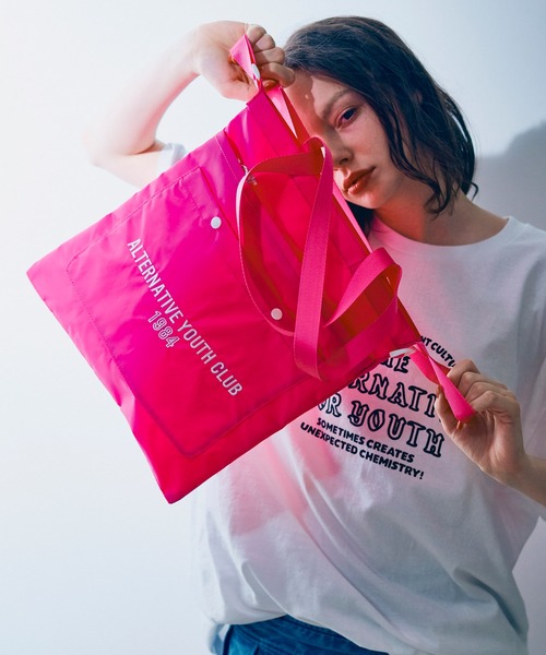 RNA（アールエヌエー）の「E5060 ２WAYショルダートート（ショルダーバッグ・レディース・ブラック/エメラルド/ピンク・FREE）」の20枚目の写真