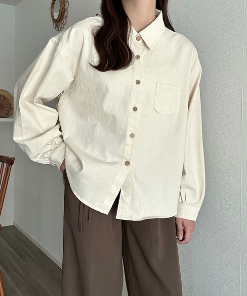 Cham.（チャム）の「シンプルポケットシャツ（シャツ/ブラウス・レディース・オフホワイト/ベージュ・F）」の4枚目の写真