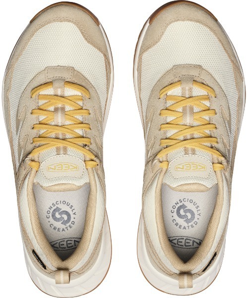 KEEN（キーン）の「HIGHTRAIL WP / ハイトレイル ウォータープルーフ / レディース トレッキングシューズ 防水（ブーツ・レディース・ベージュ・24cm/26cm/25.5cm/25cm/24.5cm/23.5cm/23cm/22.5cm）」の2枚目の写真