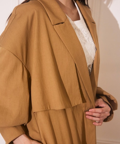 AVIE（アビィ）の「スリーブデザインオーバーコート（チェスターコート・レディース・キャメル/ブラック・38）」の15枚目の写真
