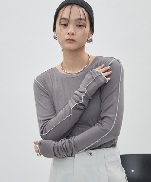 DFFUR.（ディフル）の「バイカラーシームロングスリーブトップス（Tシャツ/カットソー・レディース・オフホワイト/グレー・FREE）」の11枚目の写真