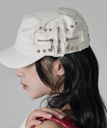 FOLLOWIN（フォロウィン）の「y2kビンテージユニークファスナーシルバースタッドキャップ（キャップ）」